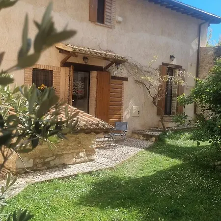 La Casa Di Lucapietro Dimora Storica Casa de Campo *